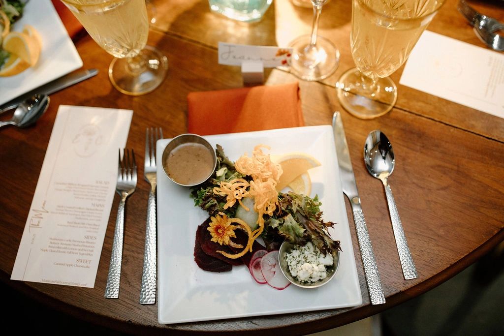 Micro wedding at The Saluda Inn