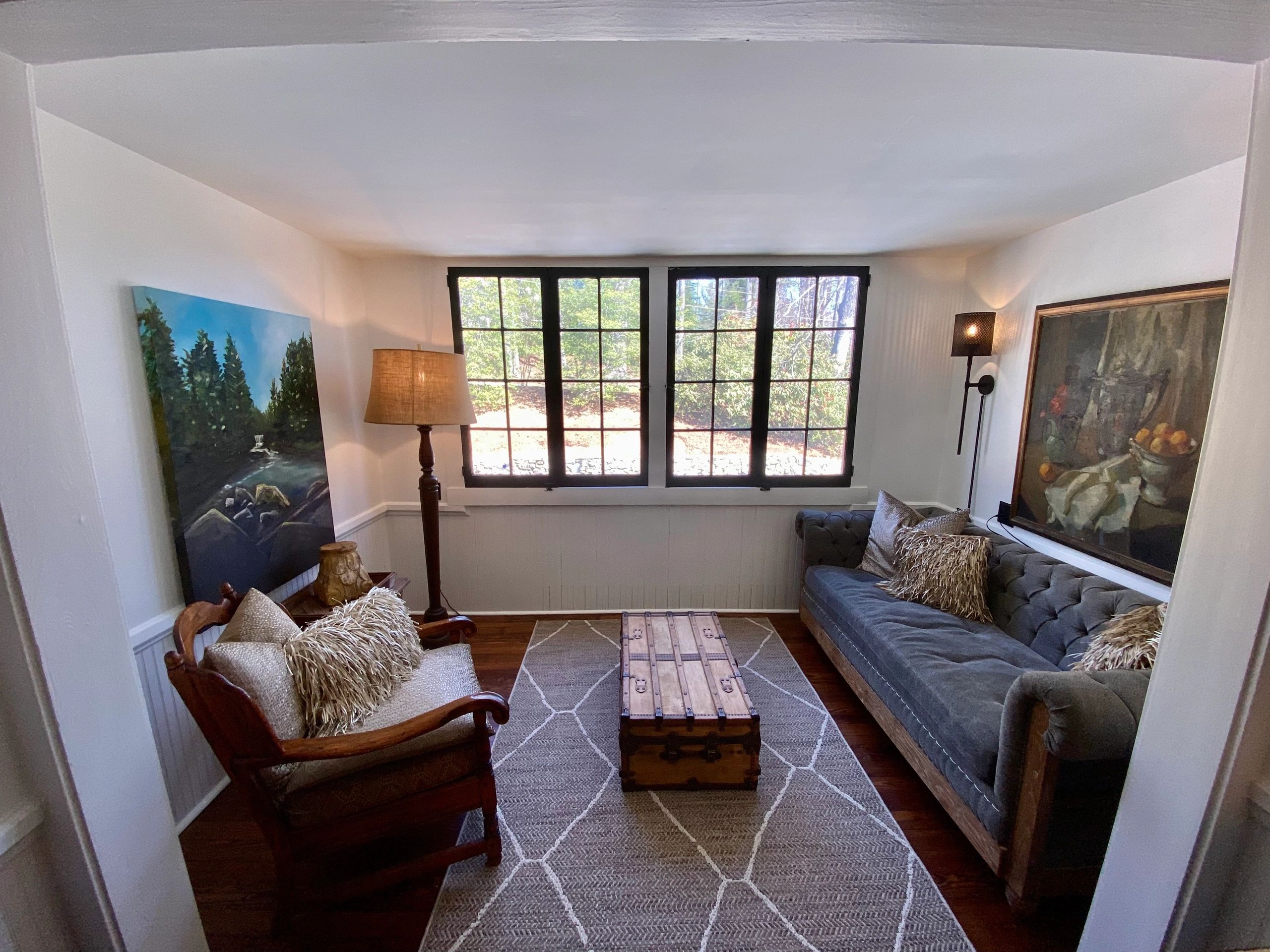 Suite 202 photo 1