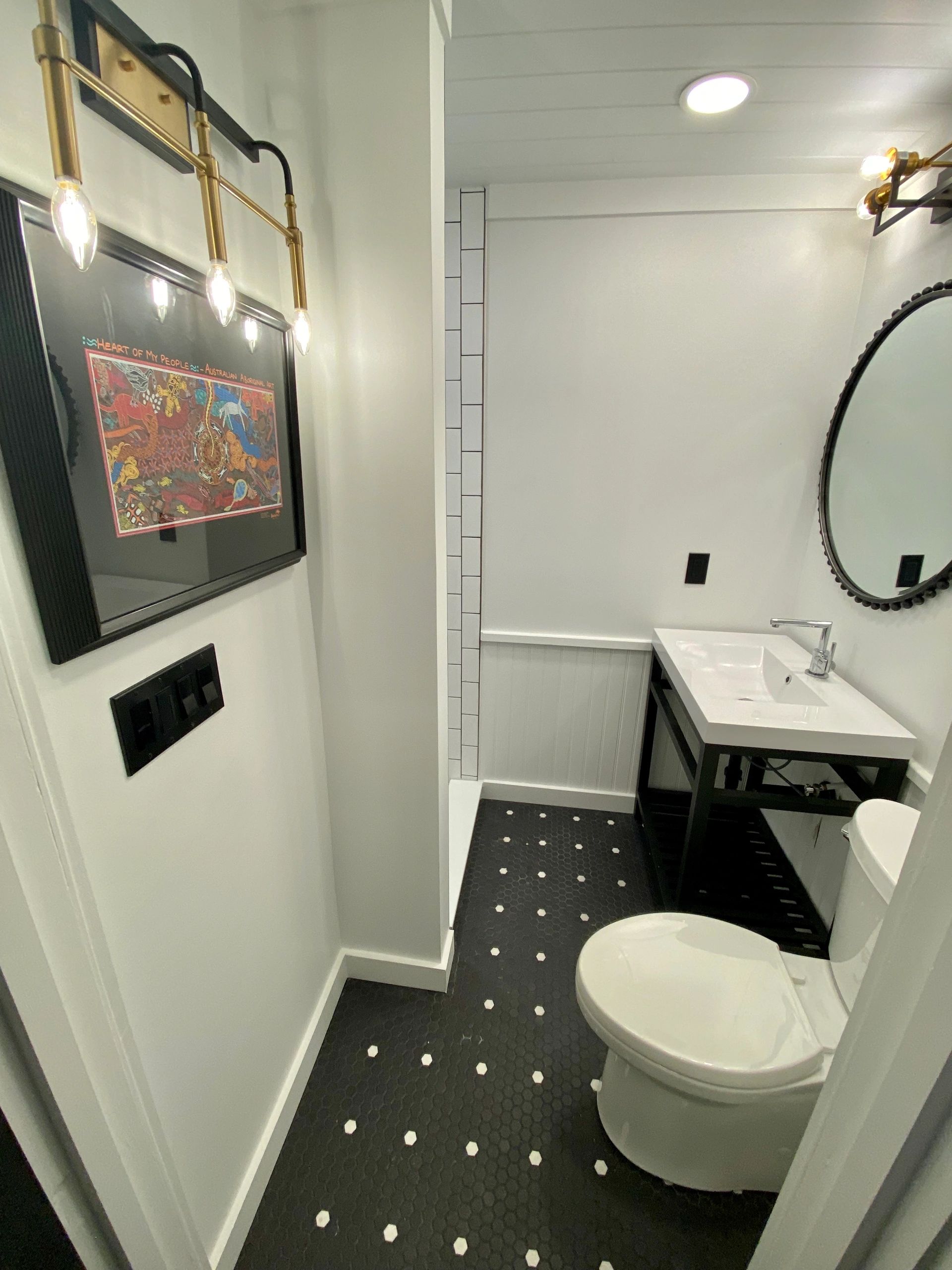 Room 301 B detail