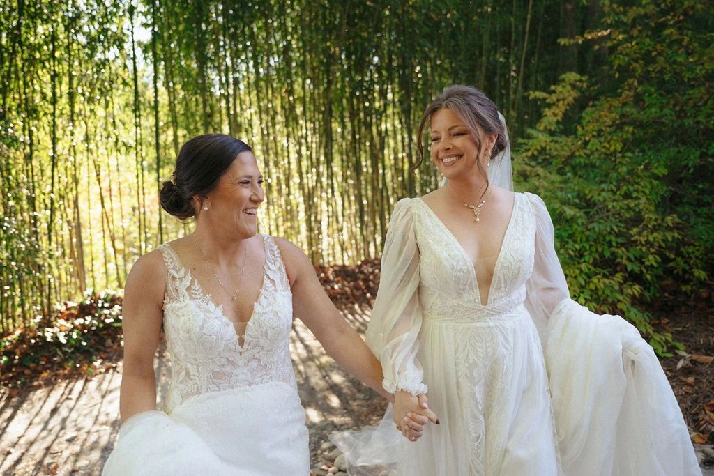 Wedding ceremony at The Saluda Inn — mountain wedding venue near Asheville NC