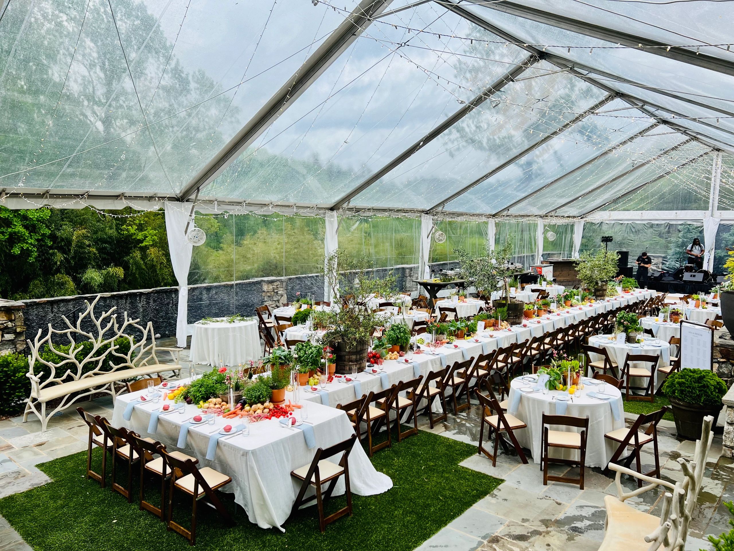 Wedding at The Saluda Inn, mountain wedding venue near Greenville SC